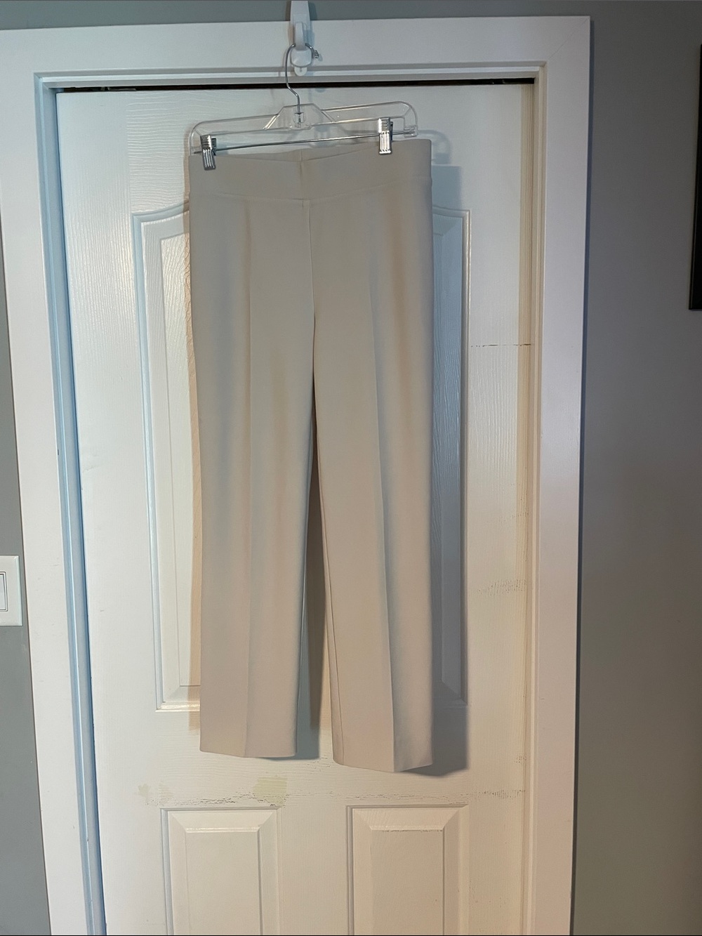 Joseph Ribkoff Straight-Leg Pants in Light Beige